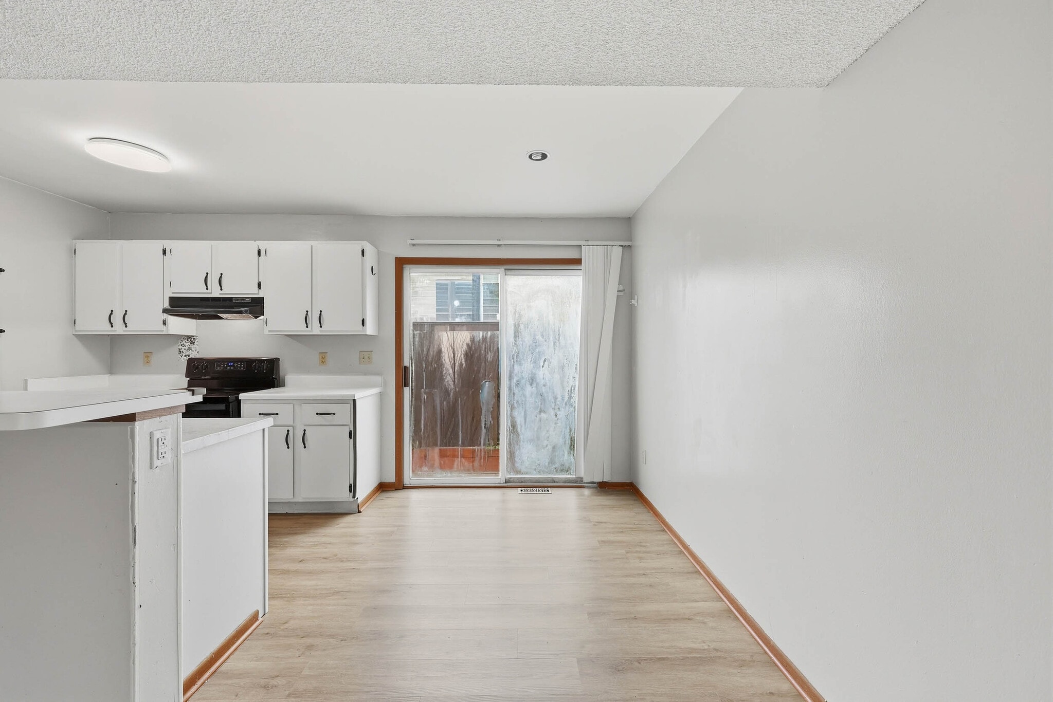 Building Photo - 4916 Stoneybrook Blvd