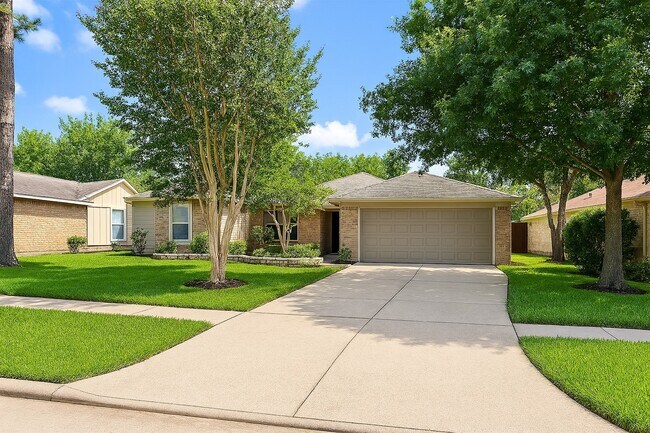 Building Photo - 17510 Lobo Trail