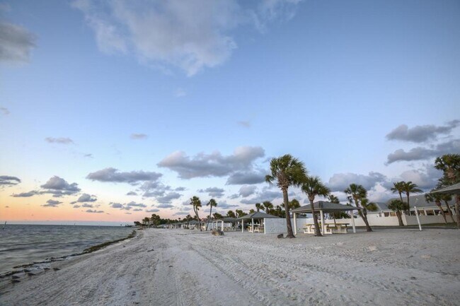 Building Photo - 4854 Marine Pky