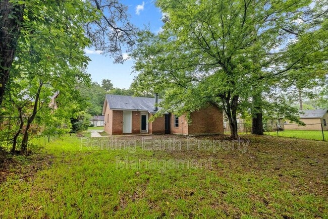 Building Photo - 6140 Cherry Hill Rd