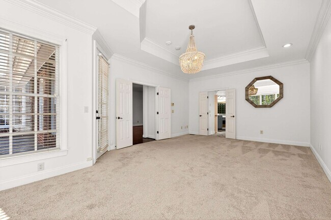 Building Photo - 6 Portrush Ct