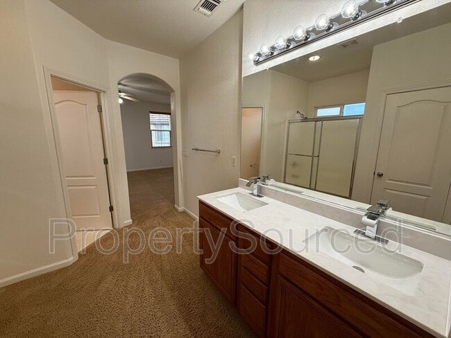 Building Photo - 17340 Ferndale St