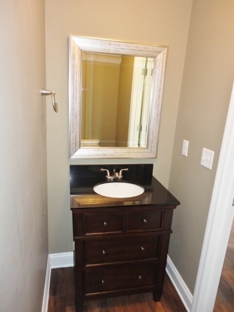 Building Photo - 4662 Sara Rd