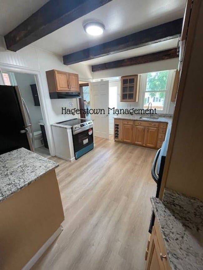 Building Photo - 3 BR North End Hagerstown