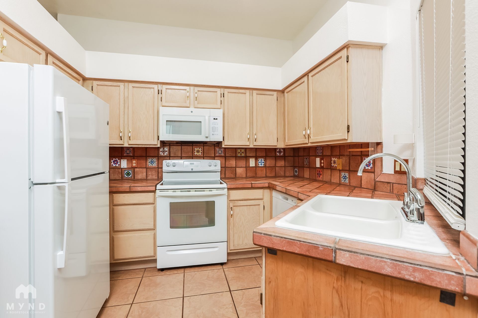 Building Photo - 1606 W Calle Del Ducado