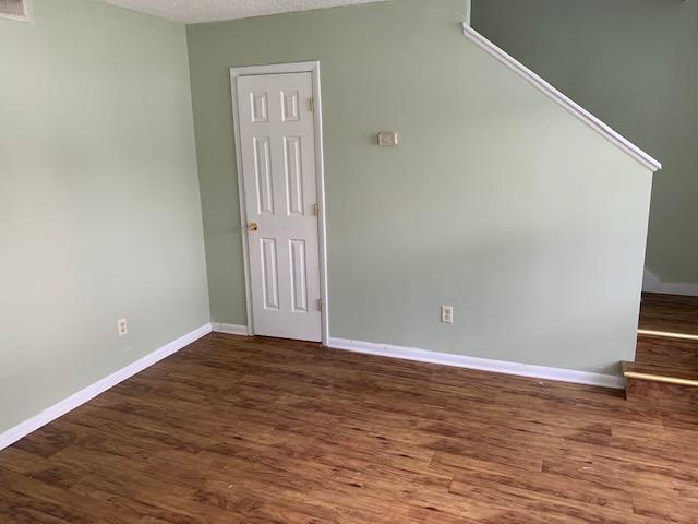 Building Photo - 1423 Ashley River Rd