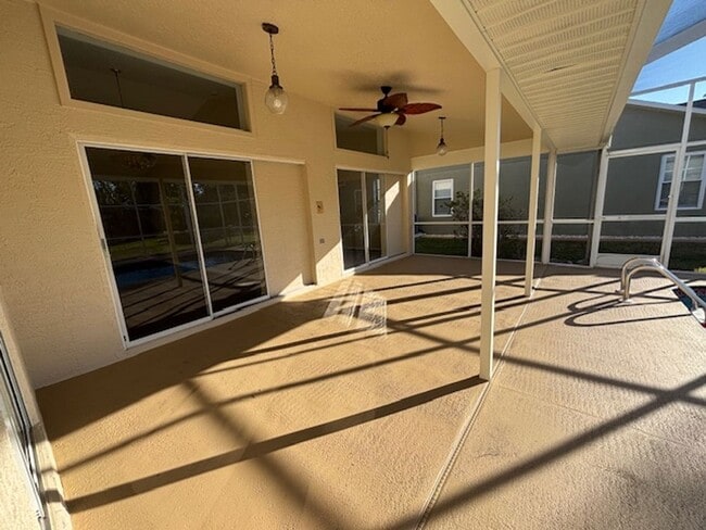 Building Photo - Pool Home in 7-Hills