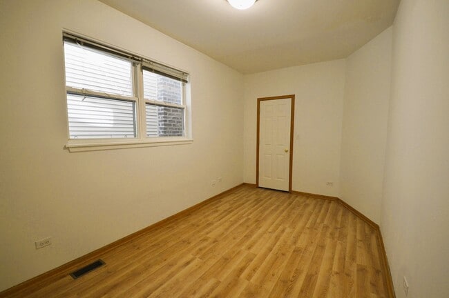 Building Photo - 1319 N Campbell Ave