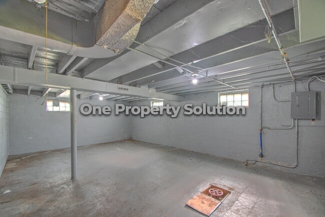 Building Photo - 532 Ralston St