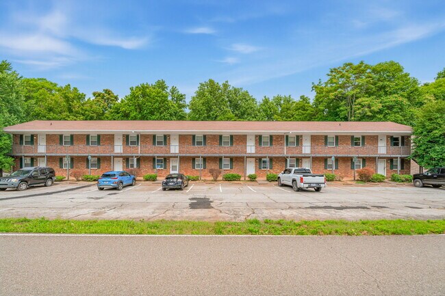 Building Photo - 482 E Red Bud Rd
