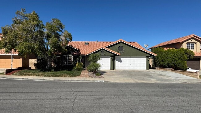 Building Photo - 3625 Toscany Ct