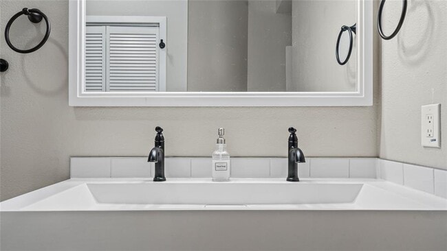 Building Photo - 3108 Linnet Dr