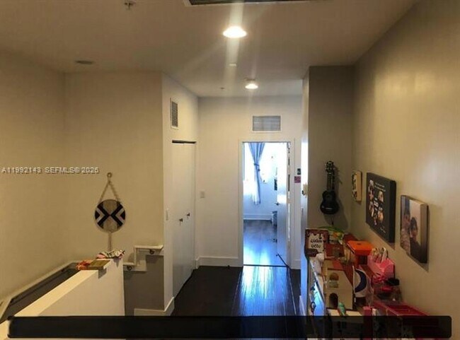 Building Photo - 2601 NE 212th Terrace