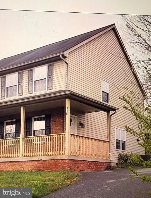 Building Photo - 916 Harwood Rd