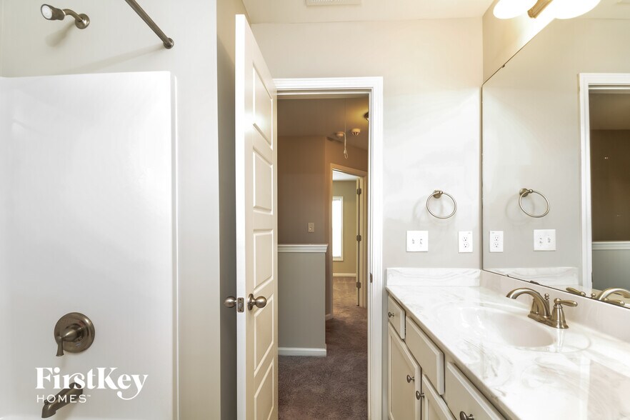 Building Photo - 187 Crawford Pkwy