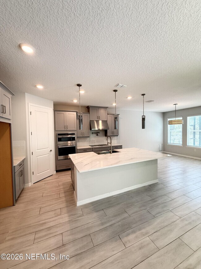 Building Photo - 1352 Arklow Cir