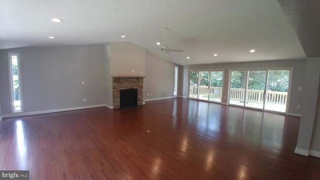 Building Photo - 3789 Ivory Rd