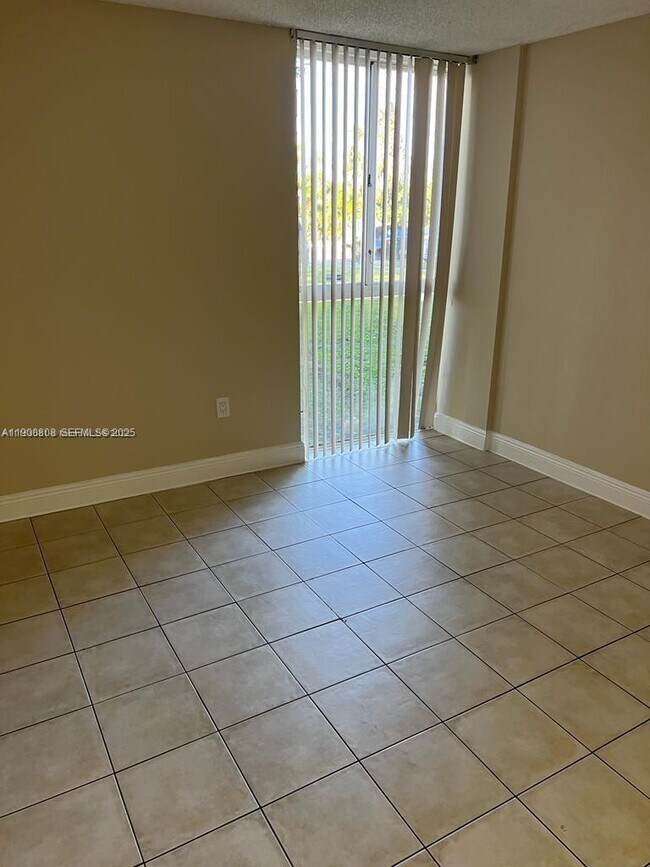 Building Photo - 7165 NW 186th St