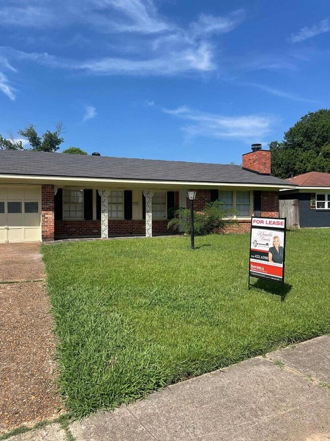 Building Photo - 7 Minutes to Barksdale AFB