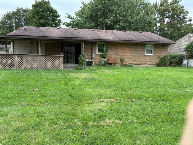 Building Photo - 508 Amor Pl