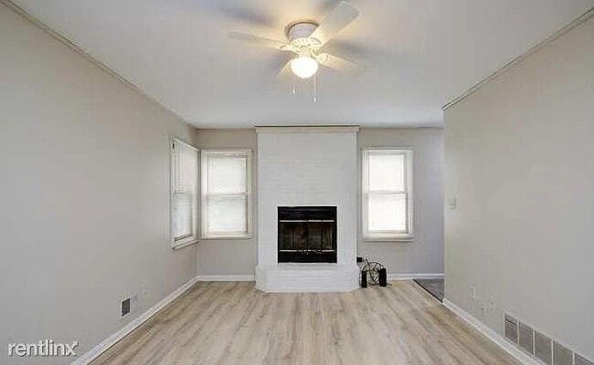 Building Photo - 4411 Savage Dr