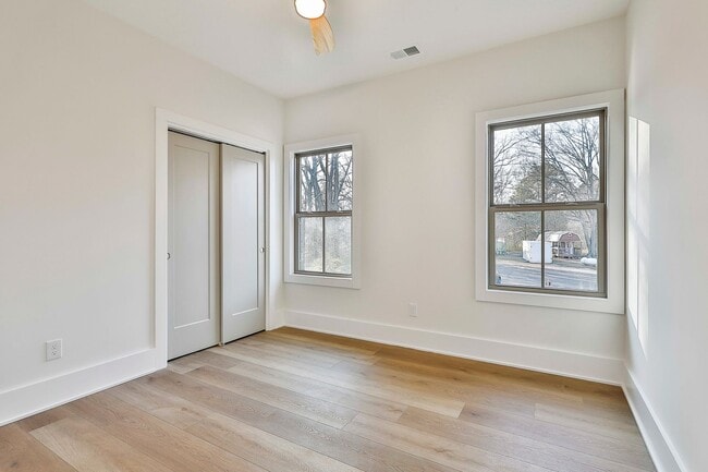 Building Photo - New Construction Rental WALKABLE to Downtown Senoia!