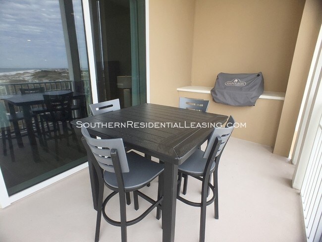 Building Photo - 13333 Johnson Beach Rd Unit 204 ~by Southern