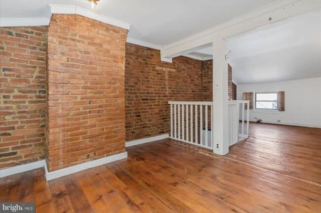 Building Photo - Enchanting Fells Point SFH 2bd/1.5ba w/ CAC, Modern Features, W/D and more! Available 3/1