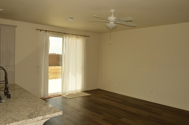 Building Photo - 808 Marybelle Ct