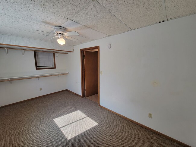 Building Photo - 604 W Seerley Blvd