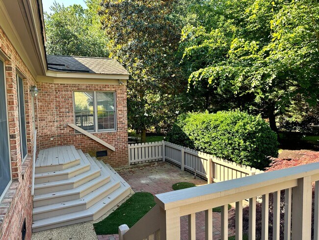 Building Photo - Beautiful home for rent in Fords Colony! Available Now!