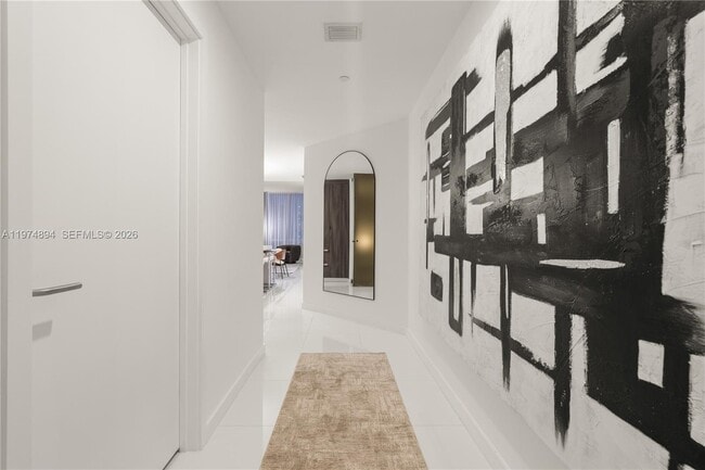 Building Photo - 851 NE 1st Ave