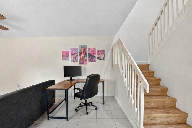 Building Photo - 590 Green Springs Pl