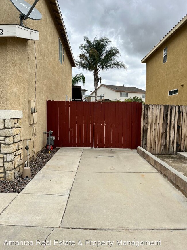 Building Photo - 4 br, 2.5 bath House - 43752 Seine Ct.