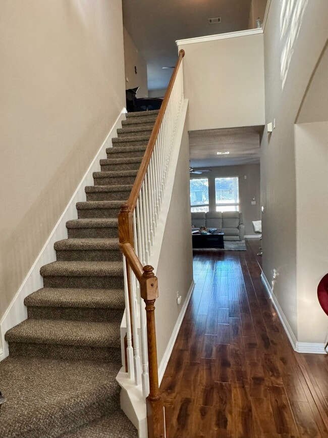 Building Photo - 609 Arrowhead Trail