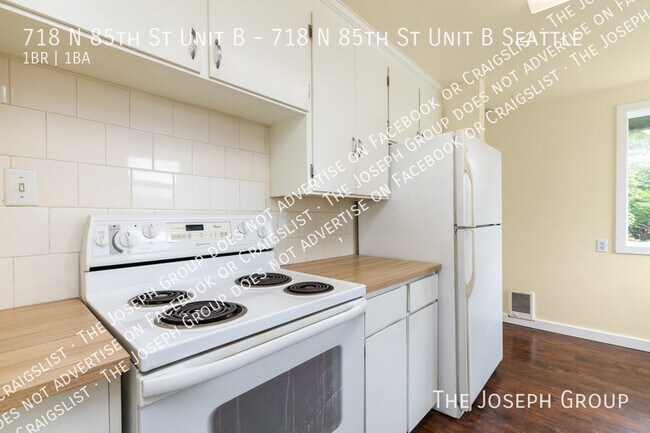 Building Photo - 718 N 85th St