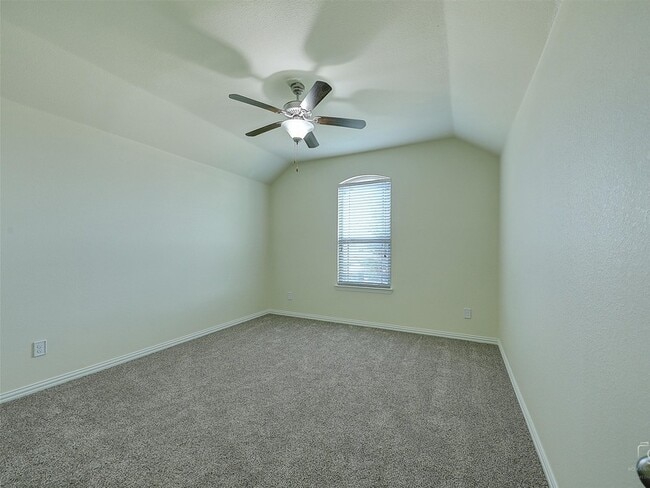 Building Photo - 11605 Champion Creek Dr