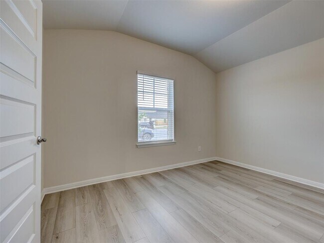 Building Photo - 108 Greenspire Ln