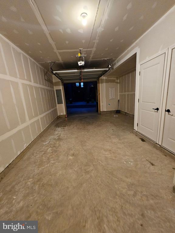 Building Photo - 1009 Rampart Dr