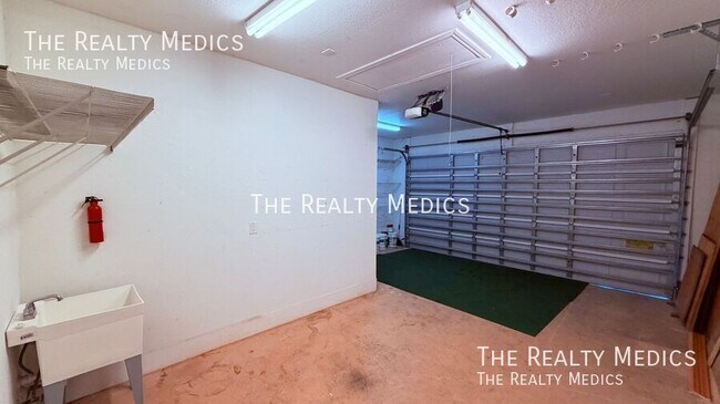 Building Photo - 795 Alcazar Ave