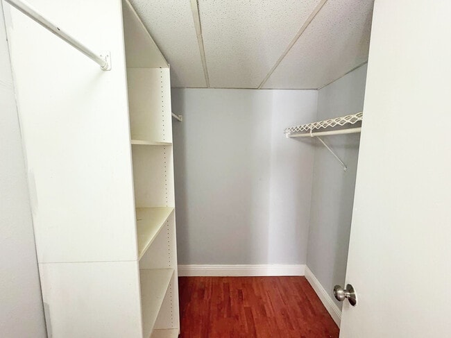 Building Photo - 4457 Treehouse Ln