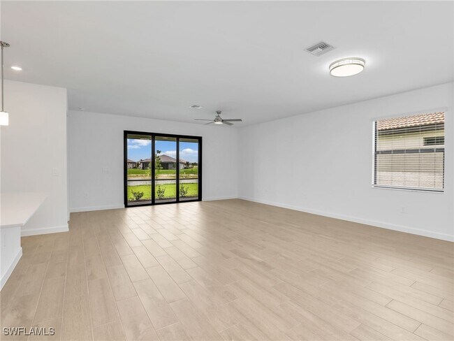 Building Photo - 19097 Hinkley Dr