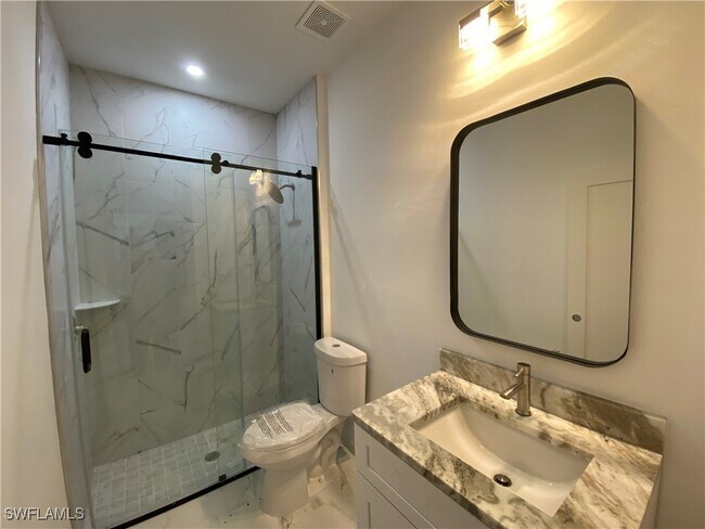 Building Photo - 5444 Billings St