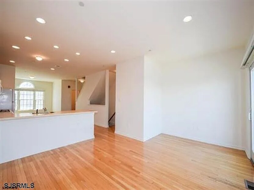 Building Photo - 36 Chelsea Ct