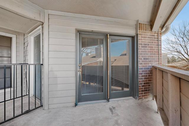 Building Photo - 8545 Midpark Rd