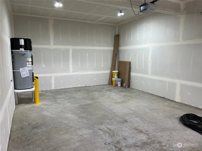 Building Photo - NIce Bremerton Townhouse