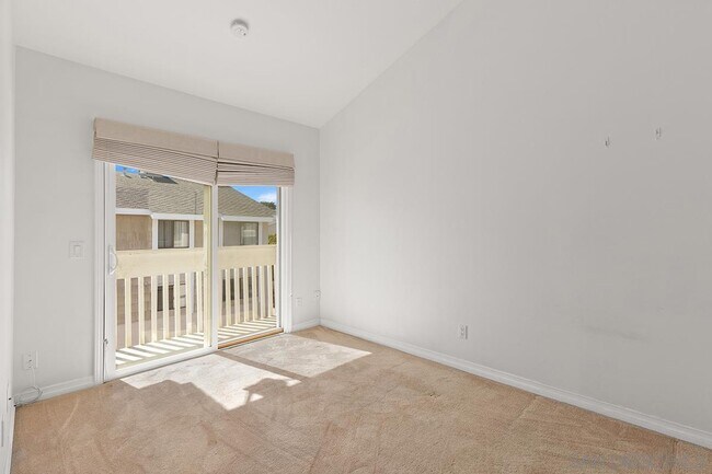 Building Photo - 4028 Mahaila Ave