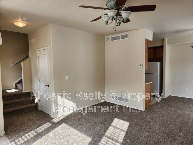 Building Photo - 9323 W 107th Pl