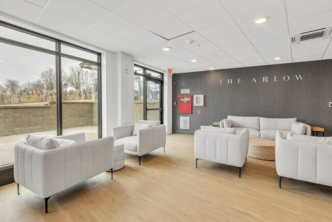 Building Photo - 375 Cummins Hwy