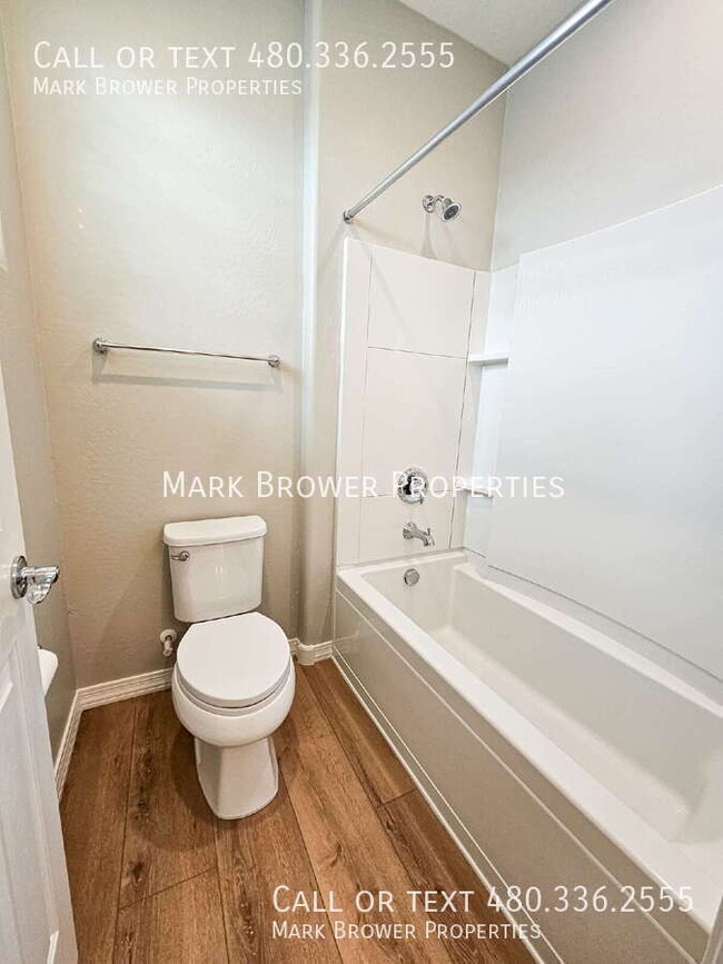 Building Photo - 3345 E Indigo St